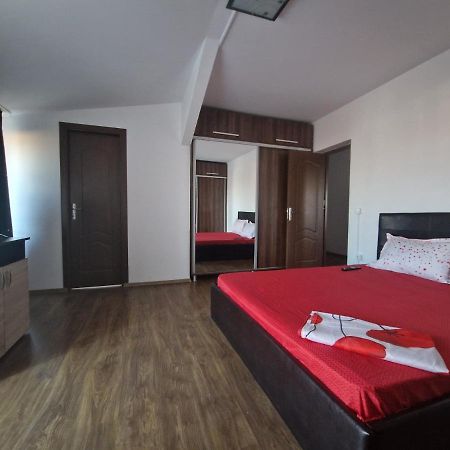 Jolie Suites Braila Ngoại thất bức ảnh