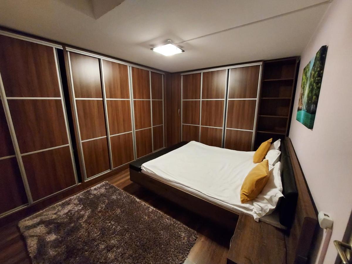 Jolie Suites Braila Ngoại thất bức ảnh