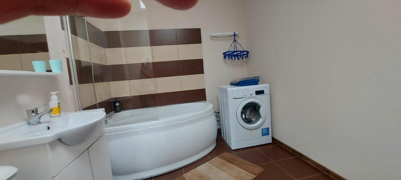 Jolie Suites Braila Ngoại thất bức ảnh