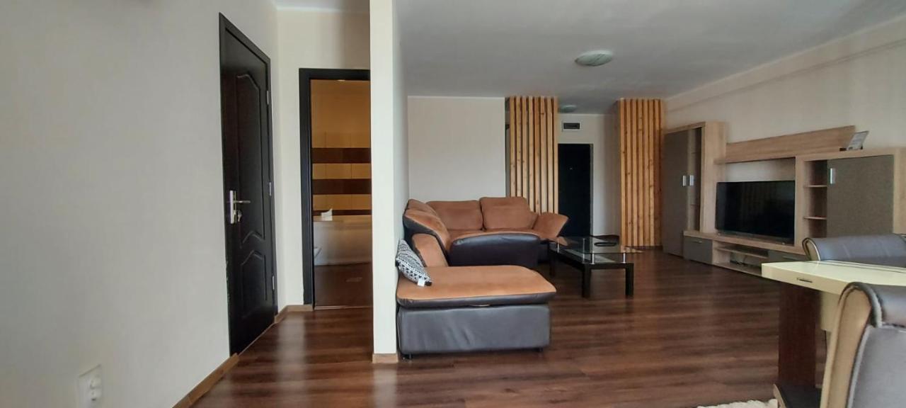 Jolie Suites Braila Ngoại thất bức ảnh