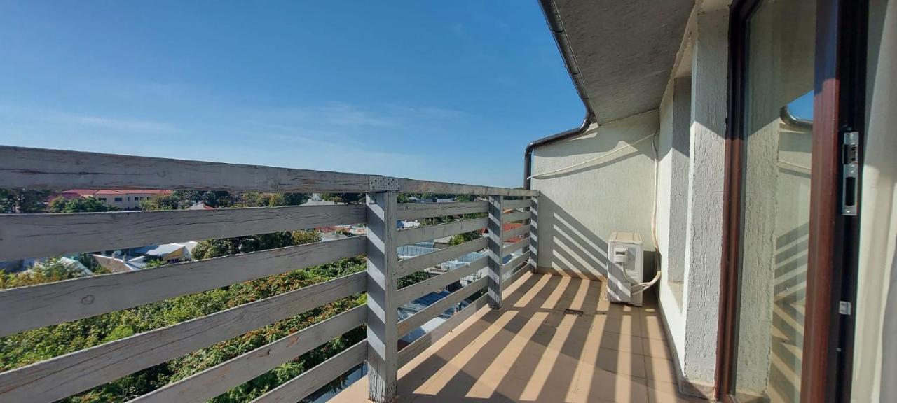 Jolie Suites Braila Ngoại thất bức ảnh