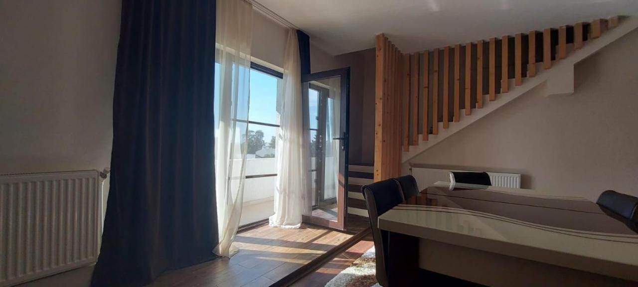 Jolie Suites Braila Ngoại thất bức ảnh