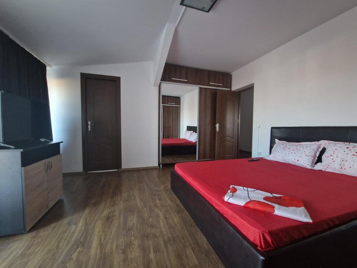 Jolie Suites Braila Ngoại thất bức ảnh