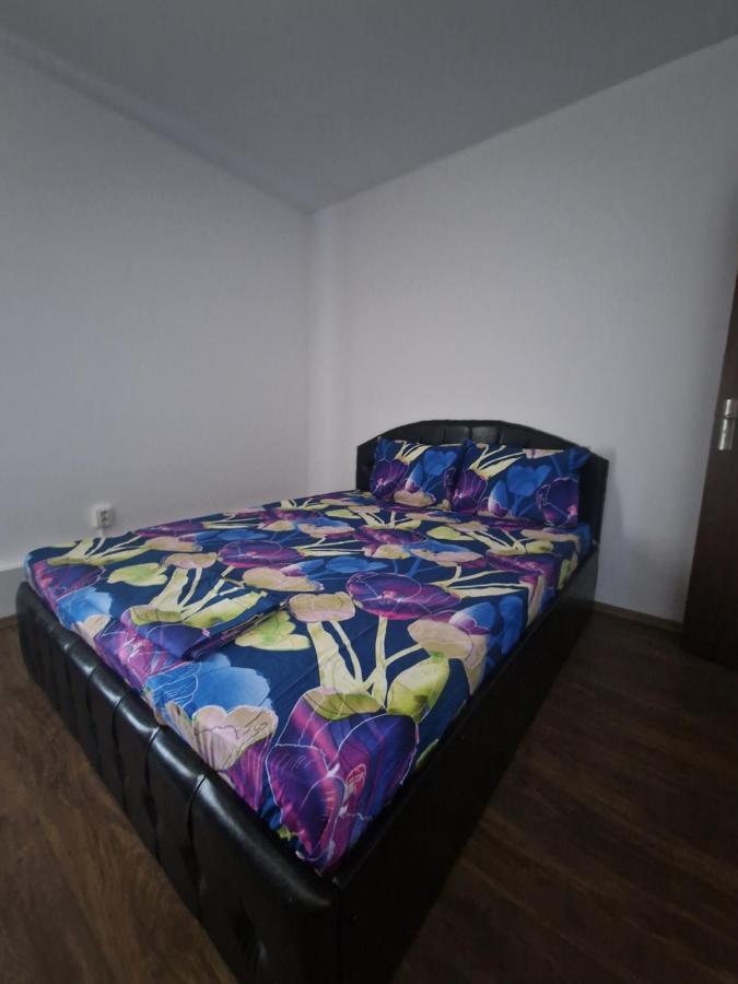 Jolie Suites Braila Ngoại thất bức ảnh