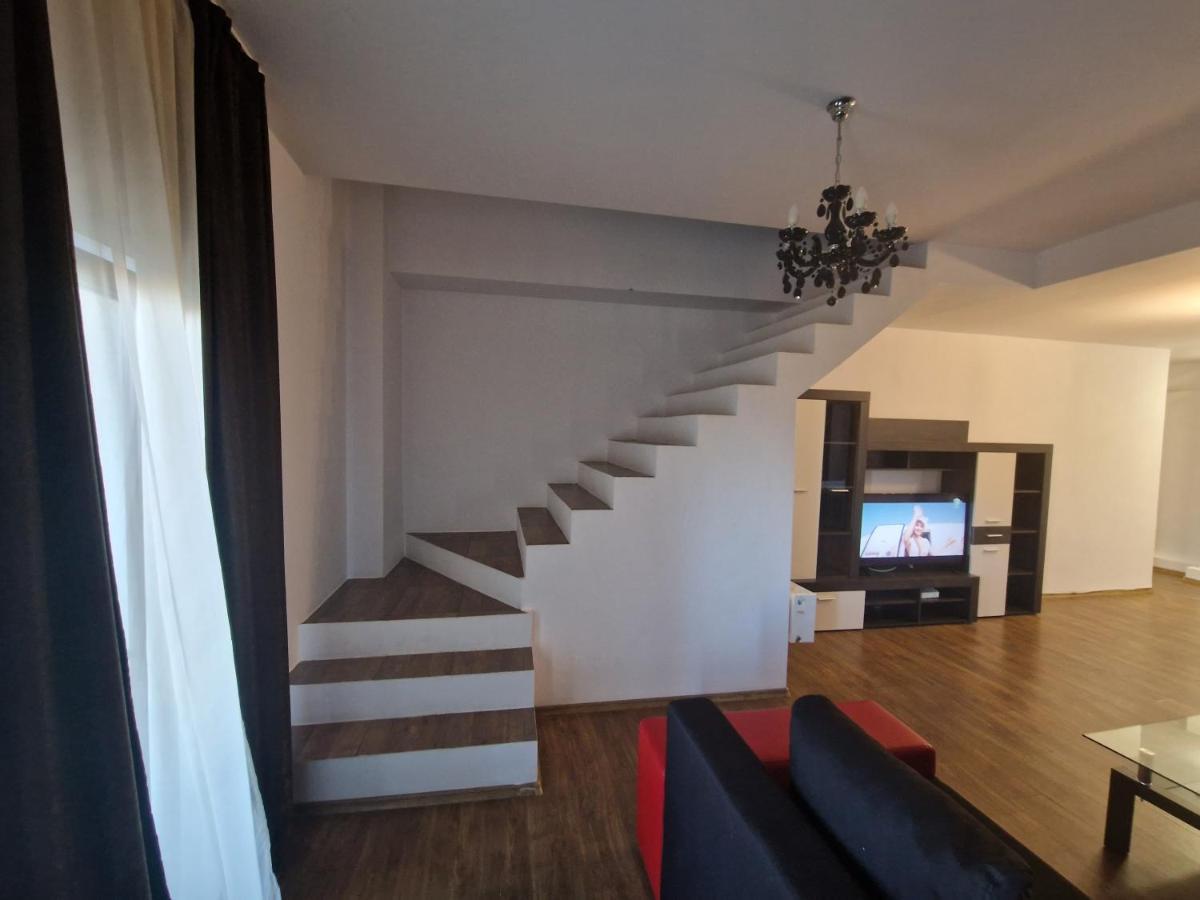 Jolie Suites Braila Ngoại thất bức ảnh