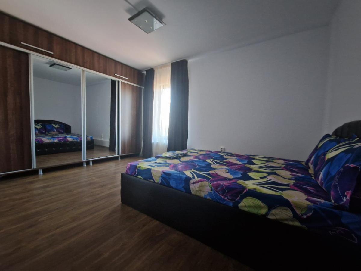 Jolie Suites Braila Ngoại thất bức ảnh